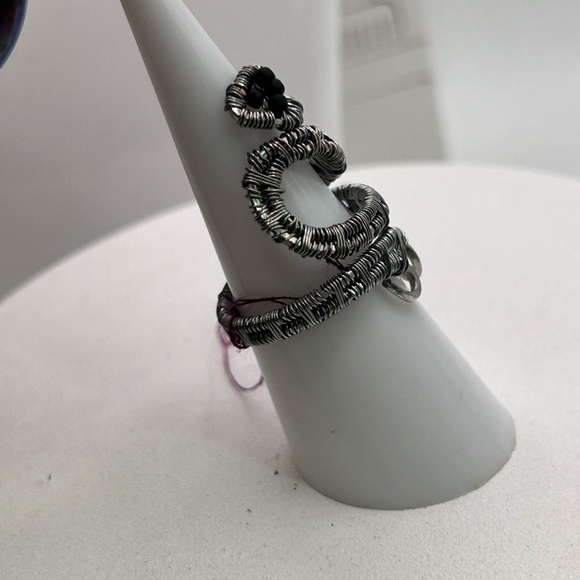 Handcrafted Snack Ring - Picture 2 of 3